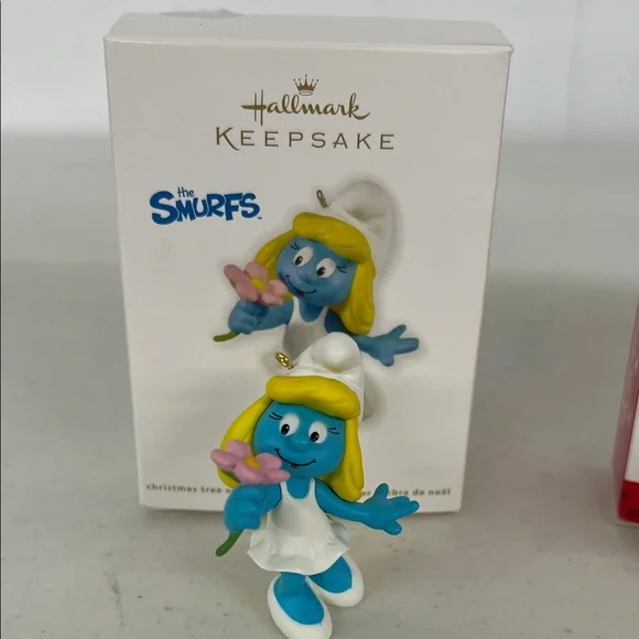 Hallmark Smurfs Keepsake Figurine Trio - Blue, Red, and White - Picture 2 of 4
